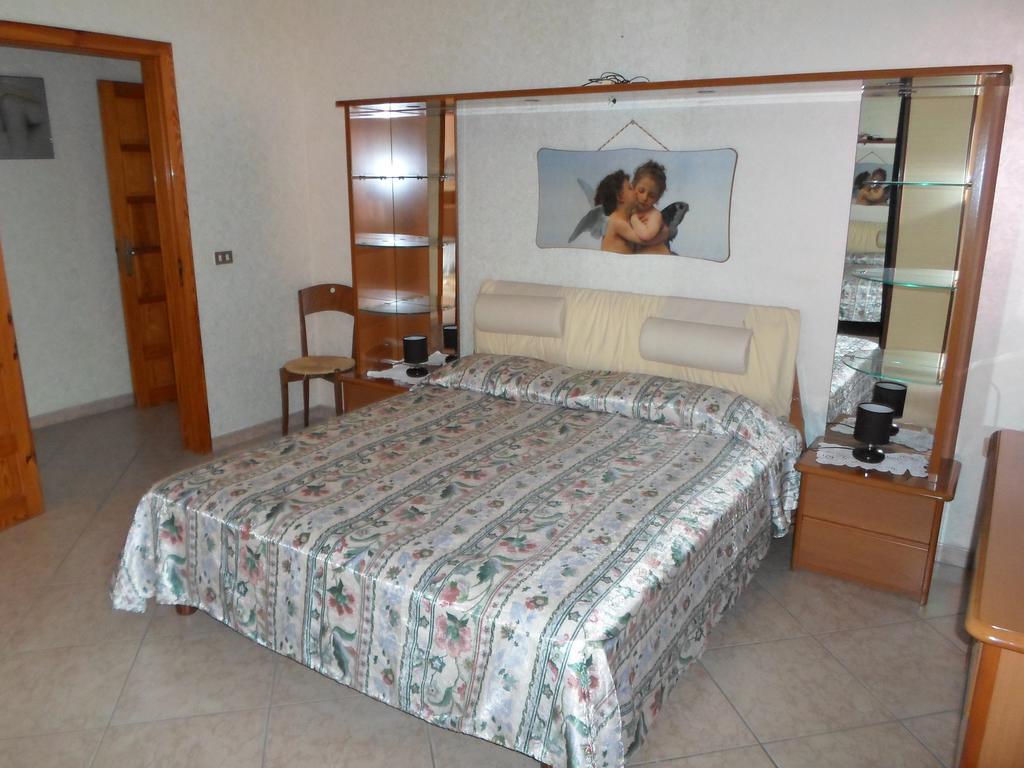Villa Santo Stefano モノーポリ 部屋 写真